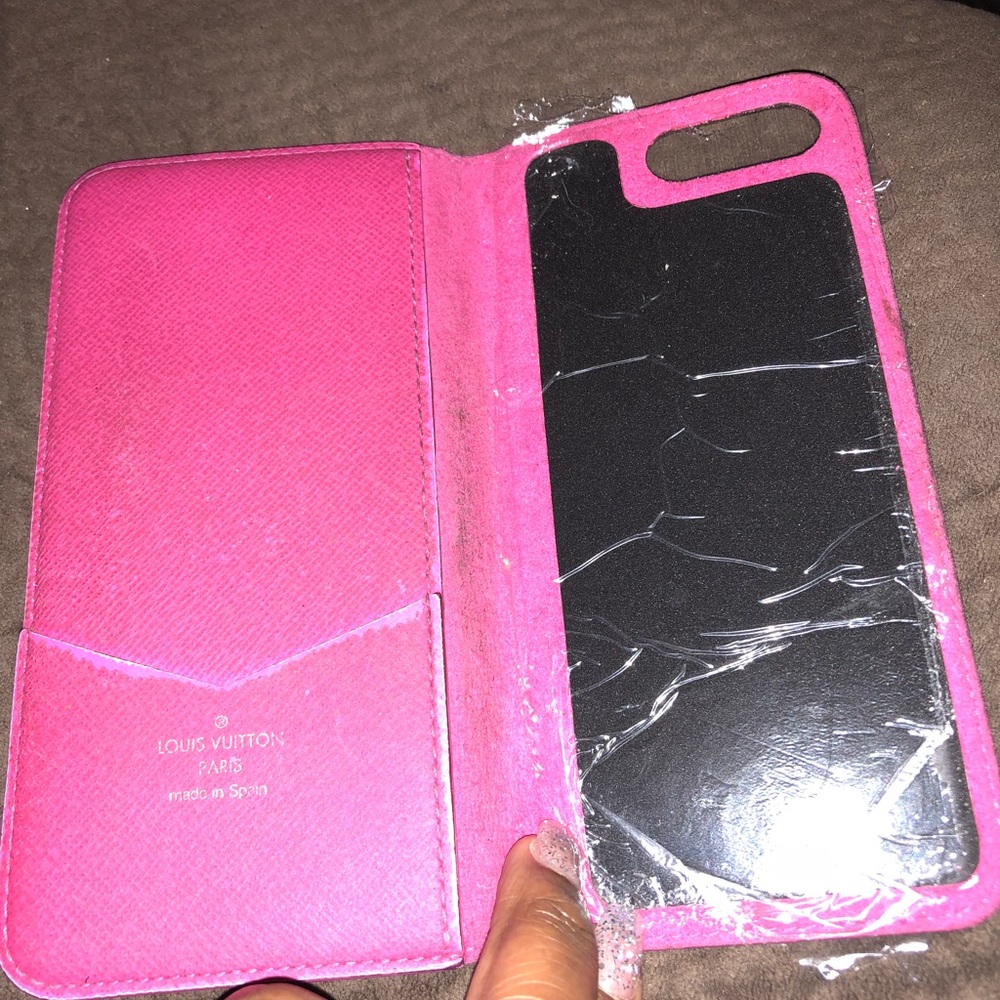Louis Vuitton Iphone 8plus - Picture 2 of 8